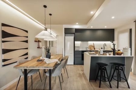 Carrer dels Comtes de Bell-Lloc, Barcelona, Catalonia 08014 - Photo 4