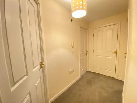 2 bedroom flat to rent - Photo 3