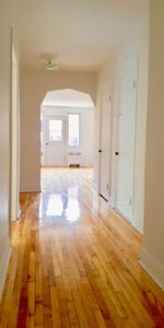 5 1/2 Cote des Neiges chauffé, idéal pour étudiants - Photo 4