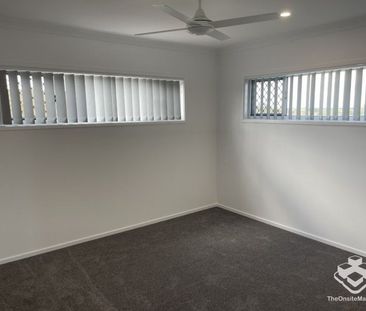 Brand New 4 Bedroom Home - Photo 1