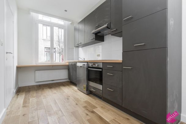 Huis te huur in Antwerpen met 2 slaapkamers - Photo 1