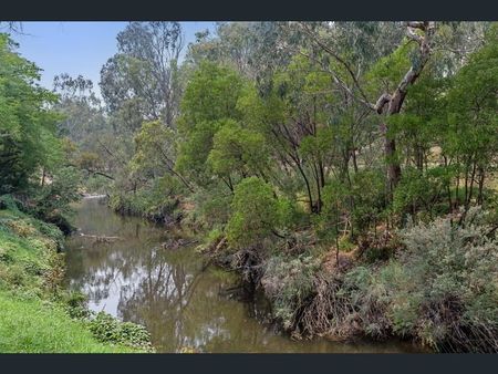 27 Beaumonde Street, Coburg VIC 3058 - Photo 5