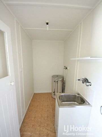 House For Rent - Big Backyard & Great Location - Photo 5