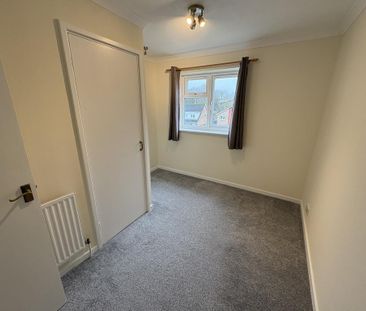 4 bedroom detached house to rent - Photo 4