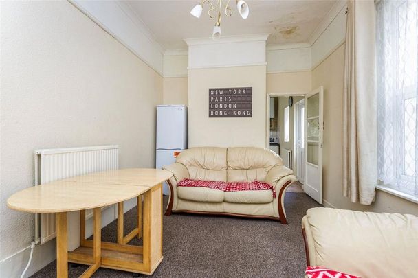 5 bedroom terraced house to rent - Photo 1