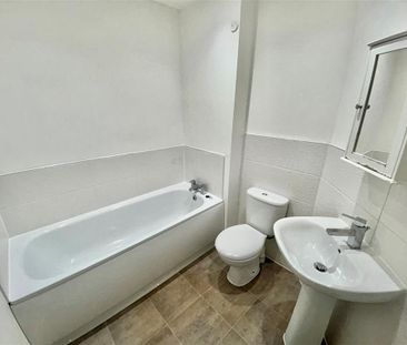 Meridian Close - Photo 4