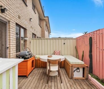 Convenient coastal living - Photo 3