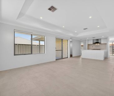 Modern Family Living - Photo 2