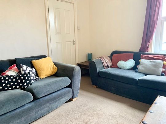 AVON ROAD, CHARMINSTER (P01268) - Photo 1