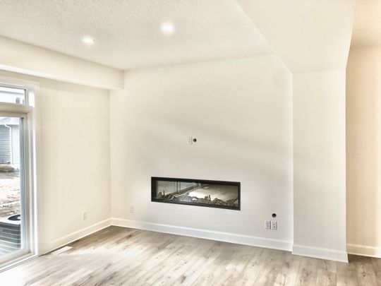 1518 Scarlet St, Kingston, ON K7K 0H6 - Photo 1