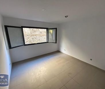 Location Appartement 3 pièces 72m² LA MONTAGNE 97417 - Photo 2