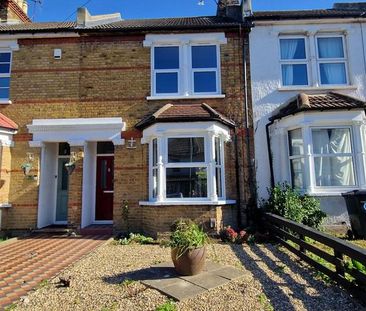 4 bedroom terraced house to rent - Photo 4