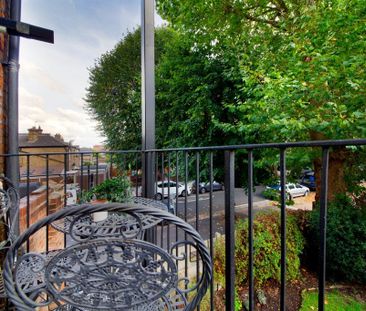 3 bedroom flat to rent - Photo 5