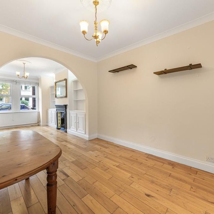 4 bedroom terraced house to rent - Photo 1
