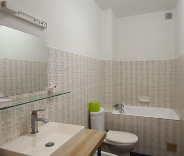 Location Appartement 1 pièce 26m² BRIVE LA GAILLARDE 19100 - Photo 2