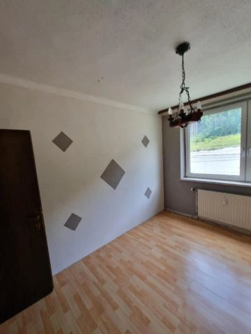 geräumige und unbefristete 3-Zimmer-Wohnung - Photo 5