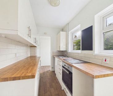 3 bedroom terraced house to rent - Photo 2