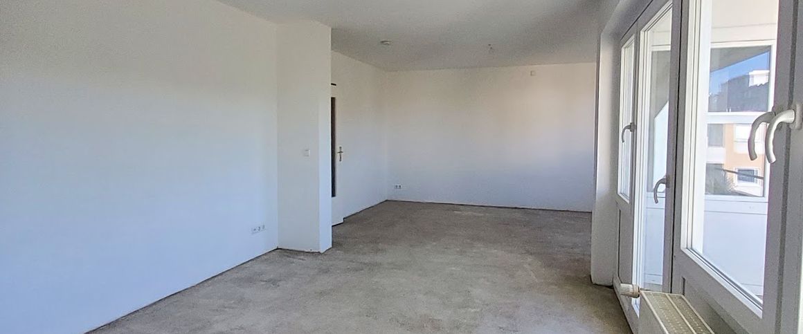 2-Zimmer-Wohnung mit großzügigem Wohnzimmer // 3.OG links - Foto 1