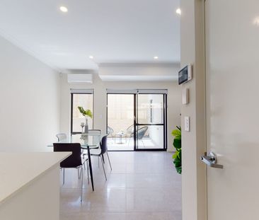 Modern Apartment, Prime Maylands Location - Photo 5