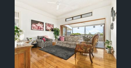 Timeless Charm - A Family Dream Home - Photo 2