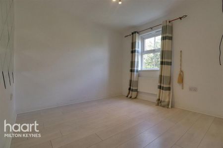 4 bedroom terraced house to rent - Photo 4