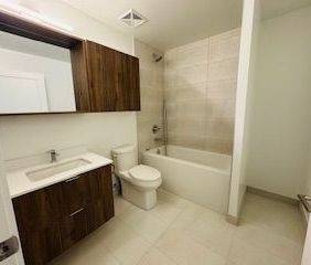 For Lease - 5105 HURONTARIO Street Unit# 432, Mississauga, Ontario - Photo 5
