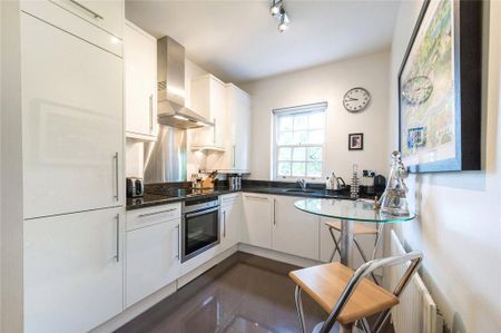 1 bedroom flat to rent - Photo 4