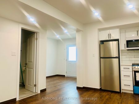 For Lease - 7A Connorvale Avenue Unit# Garden House, Toronto, Ontario - Photo 2