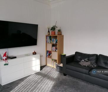 6 bedroom semi-detached house to rent - Photo 1