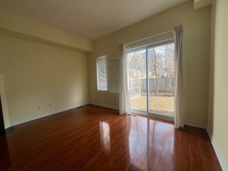 For Lease - 3 English Garden Way, Toronto, Ontario - Photo 2