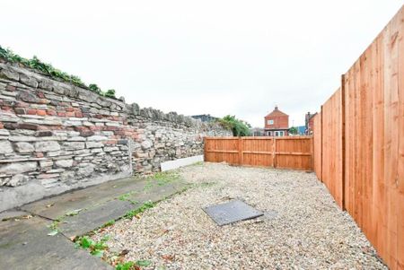 1 bedroom terraced house to rent - Photo 5