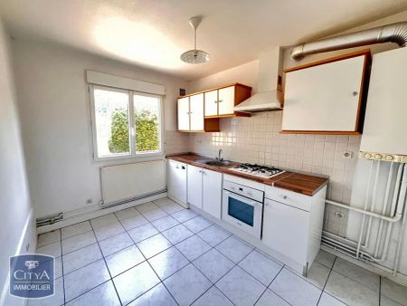 Appartement à louer 5 pièces 76.42m² - Photo 3