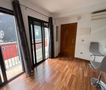 Piso de alquiler en Carrer del Pintor Ferrandis, El Cabanyal - El C... - Photo 3