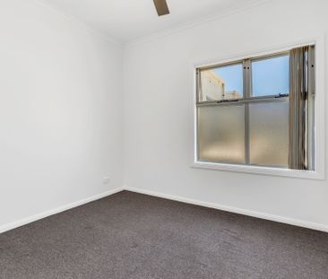 2 Bedroom townhouse in the heart of Munno Para - Photo 2