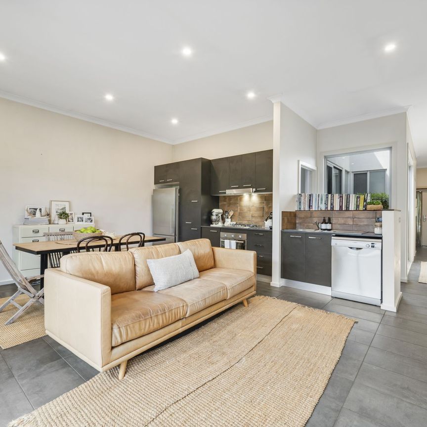 175 Gorman Drive, Googong - Photo 1