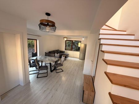 Inchiriere casa duplex zona premium Eroilor - Fotografie 3