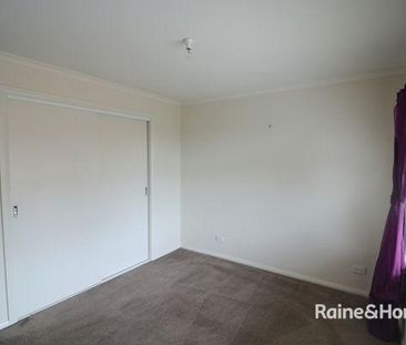 2 bed with study/home office - Photo 2