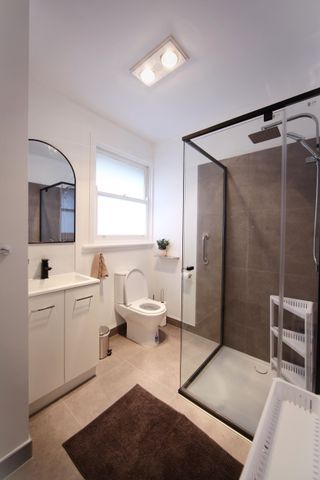 Mount Waverley - Photo 4