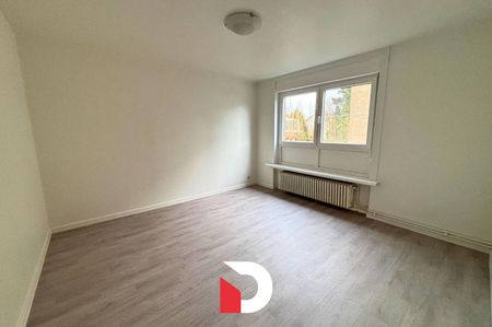 Lichtrijk gerenoveerd appartement, 3 slaapkamers en garagebox - Photo 5