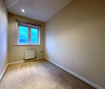 3 bedroom terraced house to rent - Photo 4