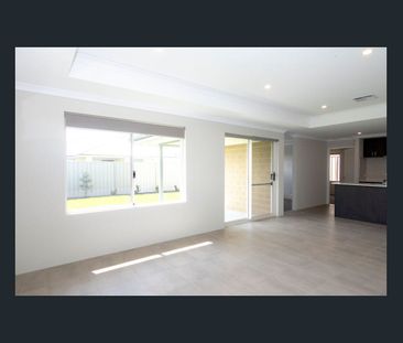 5 Rockcod Way, Two Rocks, WA 6037 - Photo 4