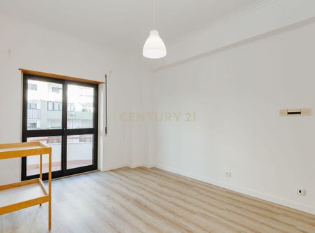 Almada, Setúbal Municipality - Photo 5