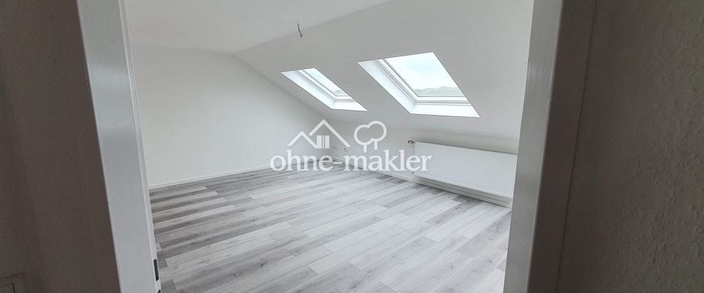 Frisch sanierte 2 Zimmer DG Wohnung in Hervest - Foto 1