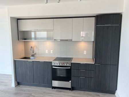 For Lease - 159 Wellesley Street Unit# 2104, Toronto, Ontario - Photo 2