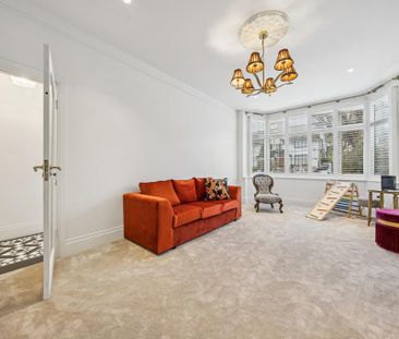 4 bedroom semi-detached house to rent - Photo 4