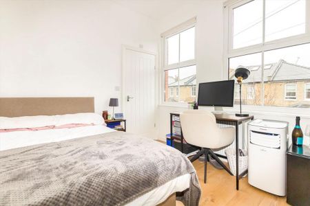 Flat to rent - Photo 2