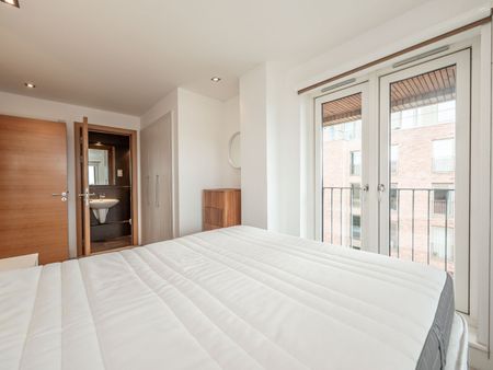 2 bedroom apartment to rent - Photo 3