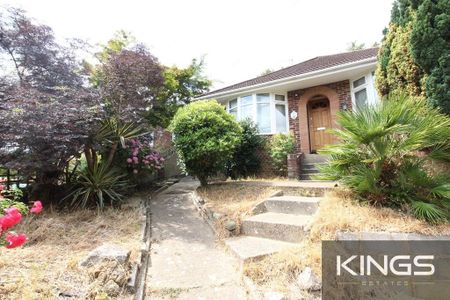 4 bedroom detached bungalow to rent - Photo 5