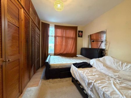 4 bedroom terraced house to rent - Photo 5