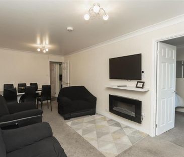 2 bedroom apartment to rent - Photo 2